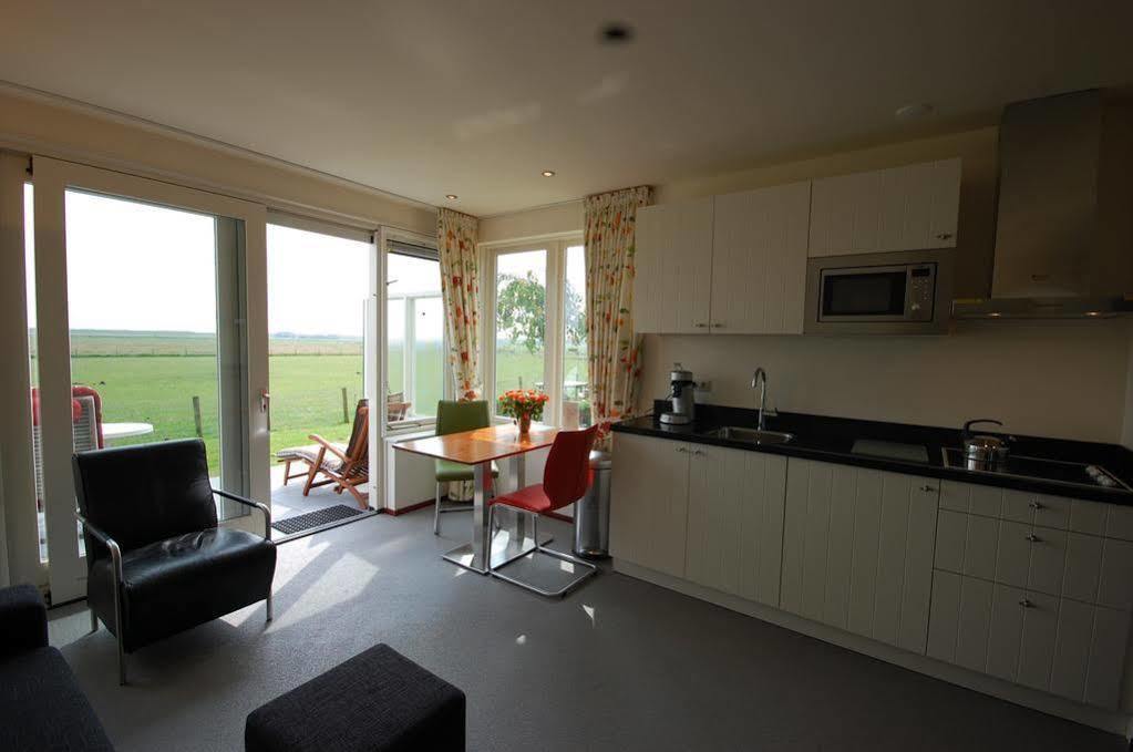 The Sunset Apartments Hollum  Εξωτερικό φωτογραφία